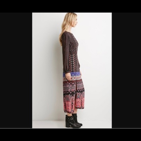 NEW Forever 21 Maxi Black Printed Dress - Picture 2 of 3